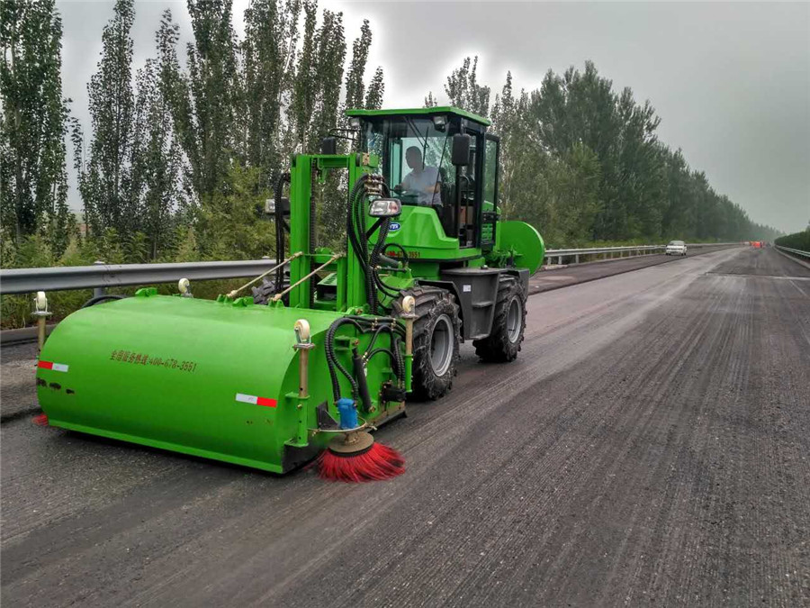 道路施工強(qiáng)力清掃機(jī)TJLB200QT國產(chǎn) 道路施工強(qiáng)力清掃機(jī)TJLB200QT國產(chǎn)